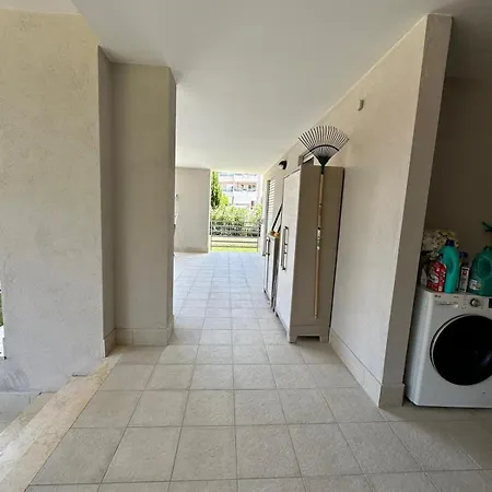 Two-room *